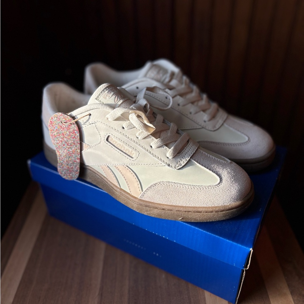 NWT Reebok Forte Lounger Sneaker - Light Pink Blush and White - 8.5 women’s